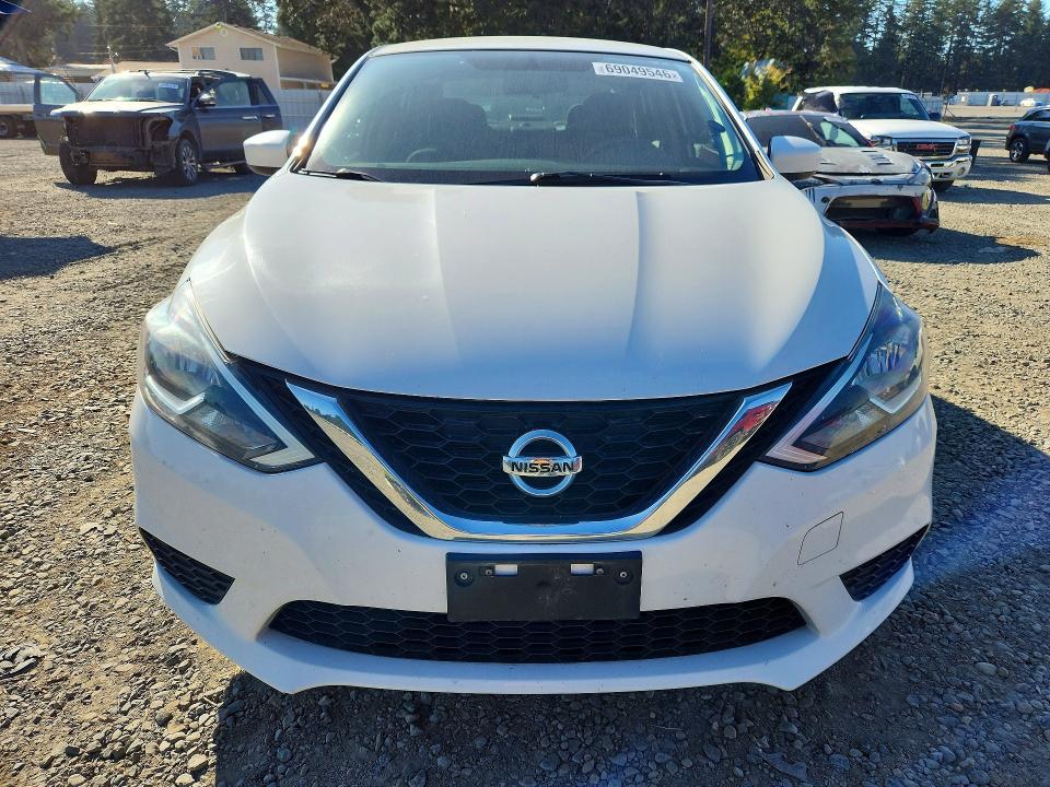 2017 Nissan Sentra მანქანა იყიდება აუქციონზე, vin: 3N1AB7AP7HY333822, აუქციონის ნომერი: 69049546