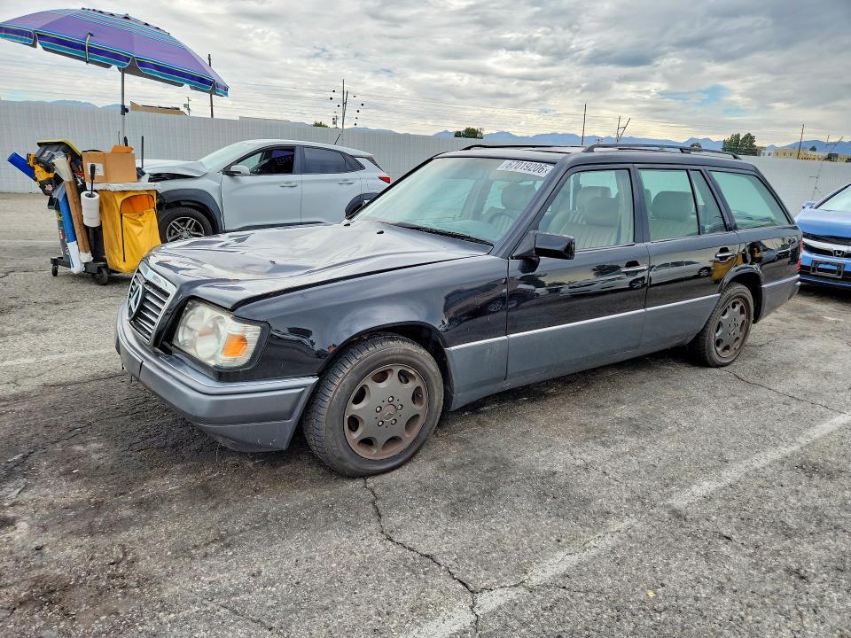 67019206 :رقم المزاد ، WDBEA92E9SF308119 vin ، 1995 Mercedes-benz E مزاد بيع
