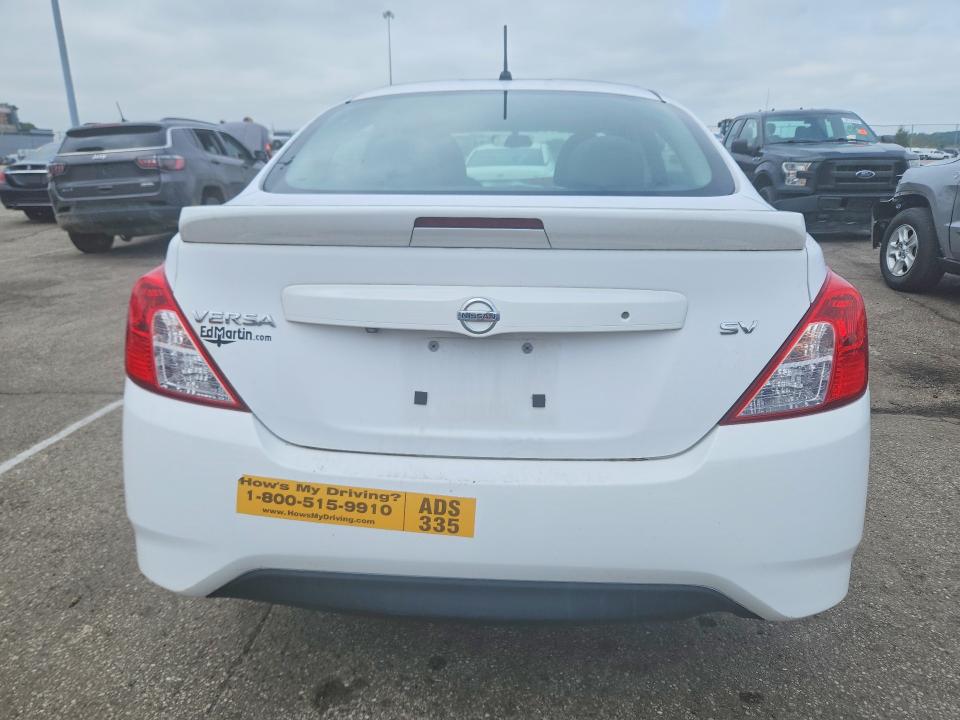 69861016 :رقم المزاد ، 3N1CN7AP9KL879347 vin ، 2019 Nissan Versa مزاد بيع