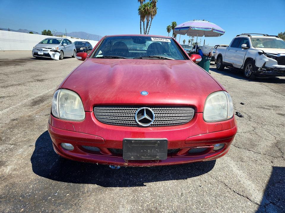 66284716 :رقم المزاد ، WDBKK65F02F266748 vin ، 2002 Mercedes-benz Slk مزاد بيع