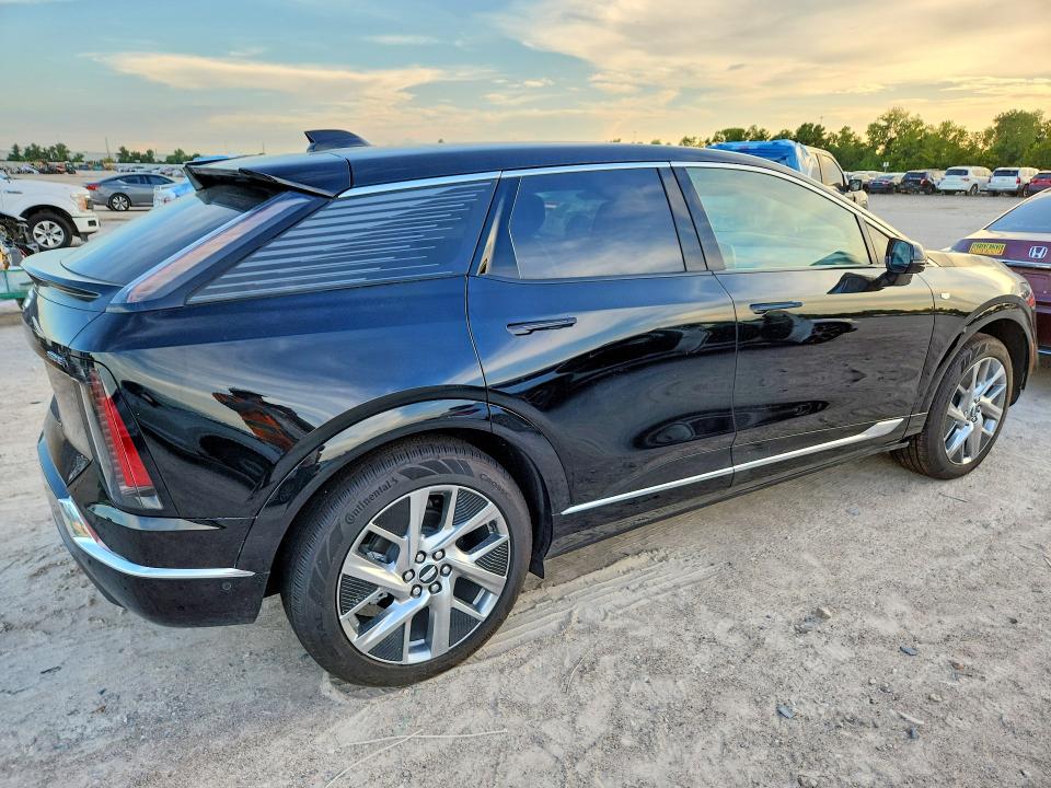 2026 Cadillac Optiq მანქანა იყიდება აუქციონზე, vin: 3GYK3DM54TS141772, აუქციონის ნომერი: 68369396