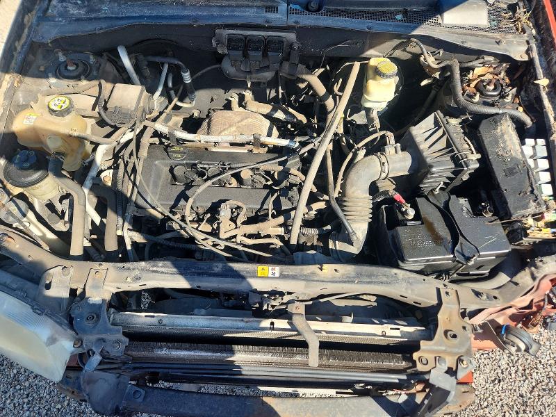 66703196 :رقم المزاد ، 1FMCU02Z55KD88279 vin ، 2005 Ford Escape مزاد بيع