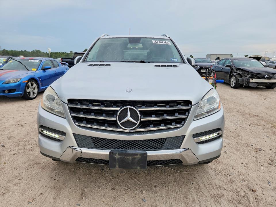 67702166 :رقم المزاد ، 4JGDA5JB9DA260839 vin ، 2013 Mercedes-benz Ml مزاد بيع