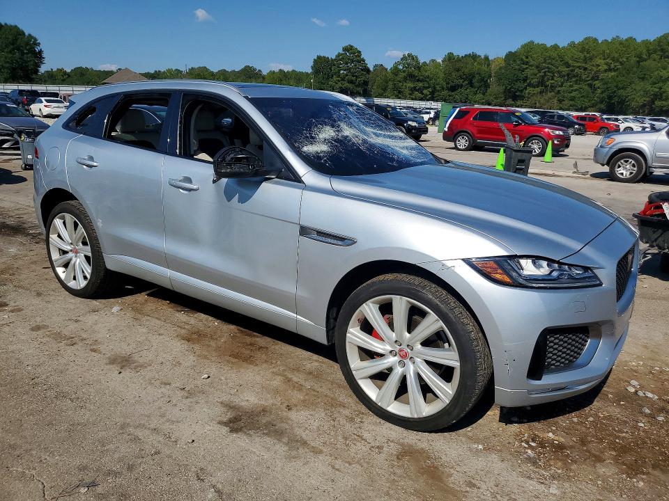 Продаж на аукціоні авто 2019 Jaguar F-pace, vin: SADCM2FV1KA367720, номер лоту: 69158496