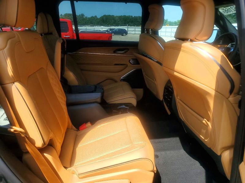 67162166 :رقم المزاد ، 1C4RJKEGXS8668110 vin ، 2025 Jeep Grand Cherokee مزاد بيع