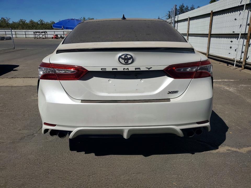 68366276 :رقم المزاد ، 4T1K61AK8LU318213 vin ، 2020 Toyota Camry مزاد بيع