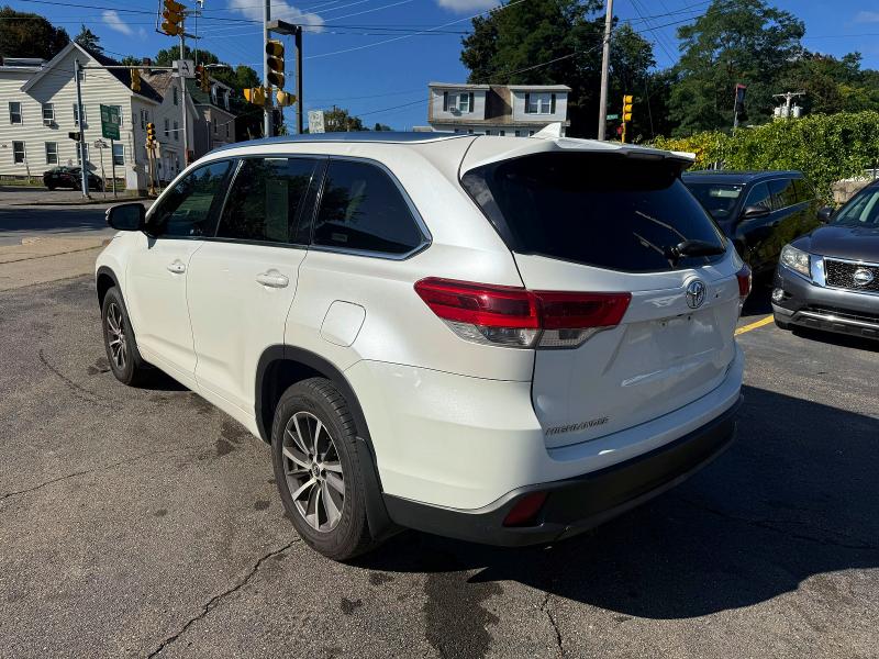 Aukcja sprzedaży 2018 Toyota Highlander, vin: 5TDJZRFH2JS808876, numer aukcji: 69137626