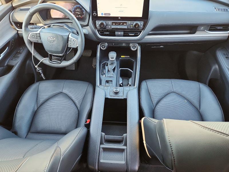 2026 Toyota Grand Highlander მანქანა იყიდება აუქციონზე, vin: 5TDAAAB56TS130561, აუქციონის ნომერი: 67598046