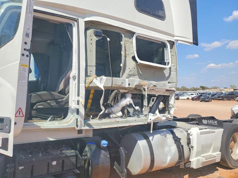 Aukcja sprzedaży 2023 Volvo Vnl, vin: 4V4NC9EH3PN331348, numer aukcji: 69812286