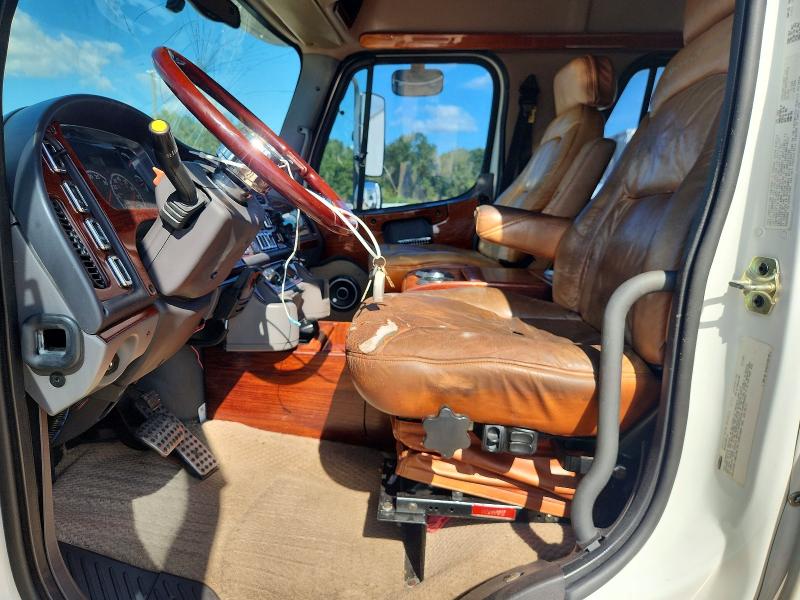 Продаж на аукціоні авто 2005 Freightliner Sport Chassis, vin: 1FVAFCDD85HU18482, номер лоту: 67651596