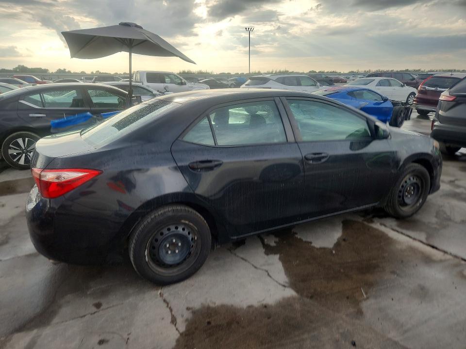 Aukcja sprzedaży 2018 Toyota Corolla, vin: 5YFBURHEXJP756217, numer aukcji: 70797346