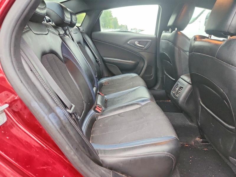 Продажа на аукционе авто 2015 Chrysler 200, vin: 1C3CCCBG4FN528186, номер лота: 66692516
