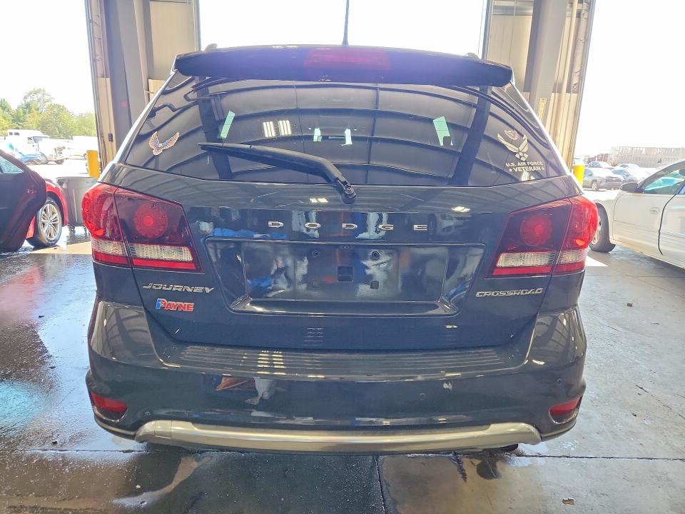 67357276 :رقم المزاد ، 3C4PDCGB0JT141604 vin ، 2018 Dodge Journey مزاد بيع