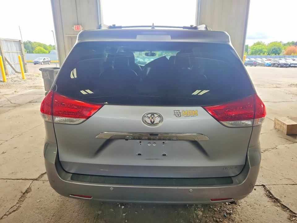 Продажа на аукционе авто 2014 Toyota Sienna, vin: 5TDYK3DC0ES442851, номер лота: 66853386