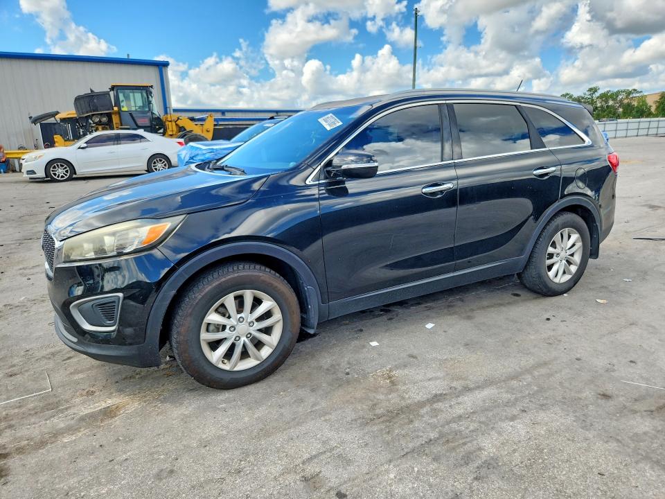 68337866 :رقم المزاد ، 5XYPG4A30GG081757 vin ، 2016 Kia Sorento مزاد بيع