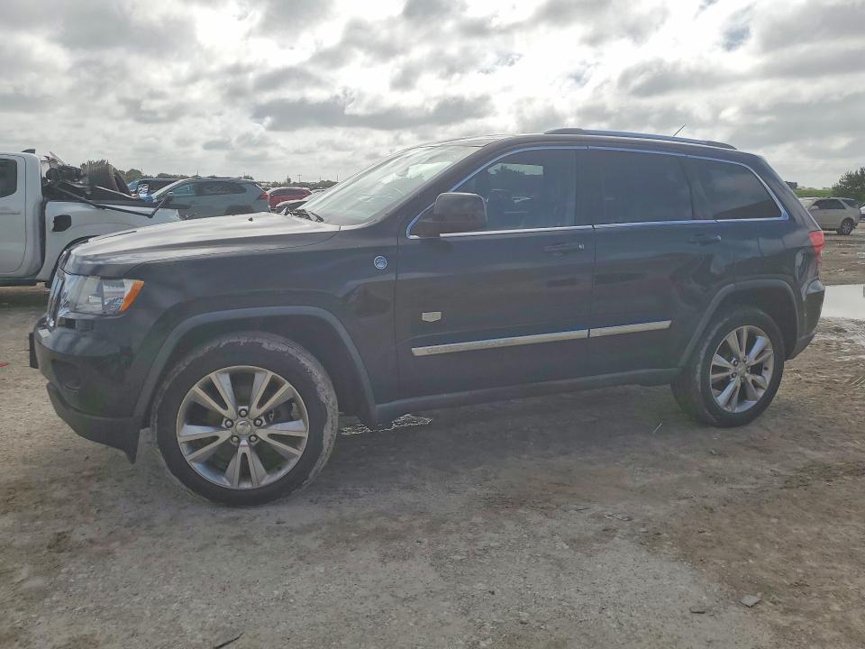 2011 Jeep Grand Cherokee მანქანა იყიდება აუქციონზე, vin: 1J4RR4GT3BC645774, აუქციონის ნომერი: 70598306