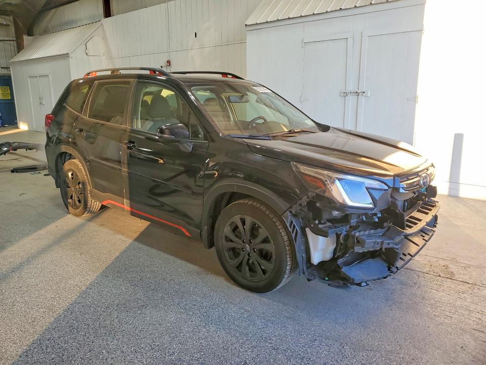 Продажа на аукционе авто 2023 Subaru Forester, vin: JF2SKAJC2PH422379, номер лота: 69927446