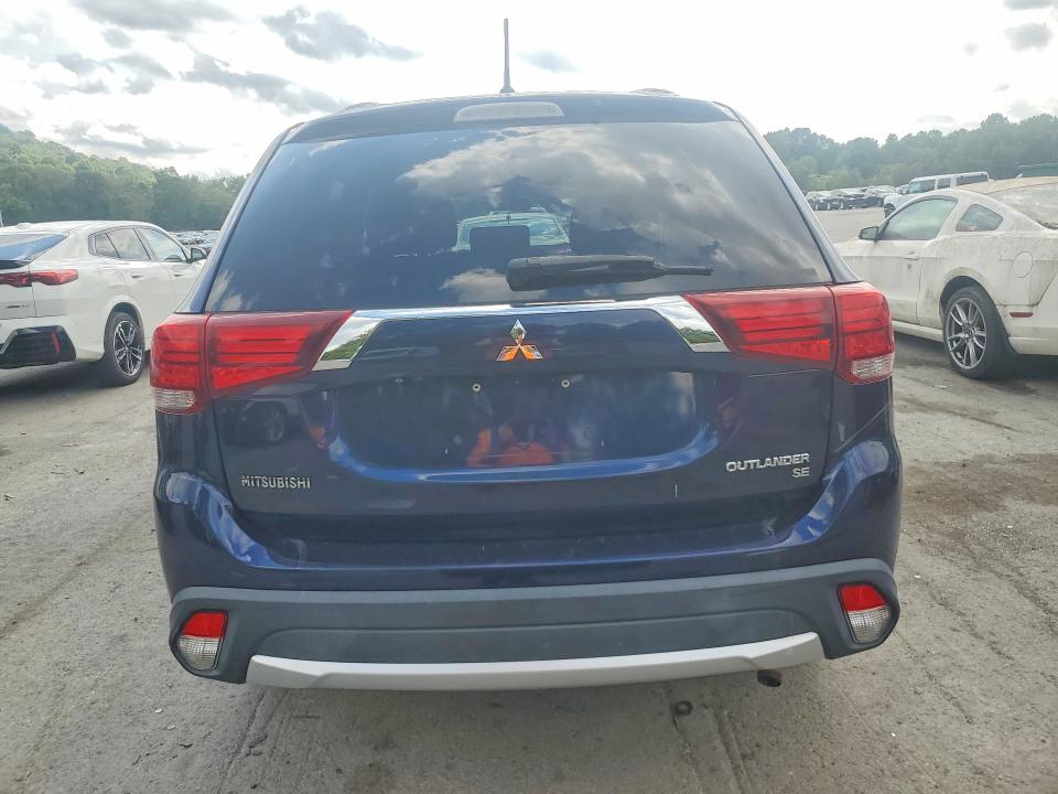 Продажа на аукционе авто 2016 Mitsubishi Outlander, vin: JA4AZ3A31GZ002053, номер лота: 68218386