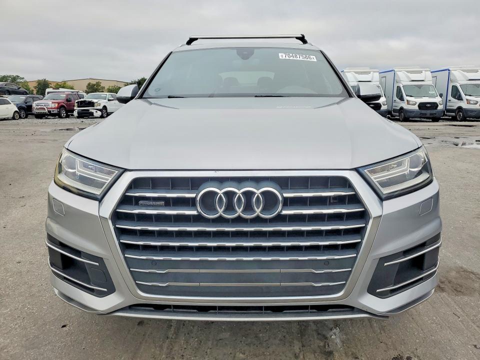 70487586 :رقم المزاد ، WA1AHAF71HD047172 vin ، 2017 Audi Q7 مزاد بيع