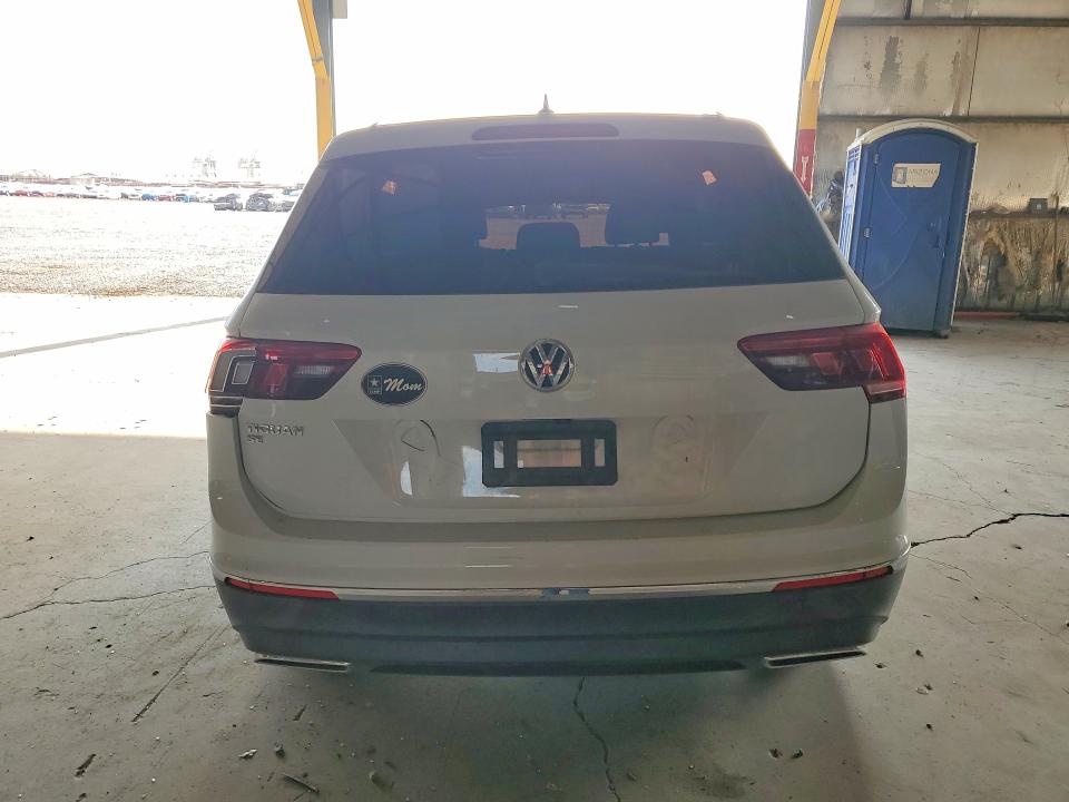 2021 Volkswagen Tiguan მანქანა იყიდება აუქციონზე, vin: 3VV3B7AX8MM095987, აუქციონის ნომერი: 69318306