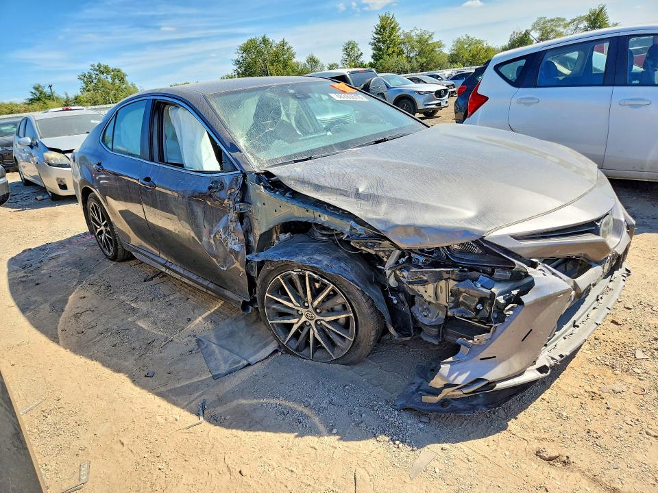 Продажа на аукционе авто 2021 Toyota Camry, vin: 4T1G11AK3MU575656, номер лота: 68393516