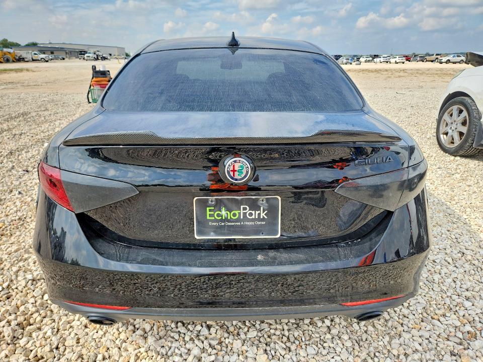 70189796 :رقم المزاد ، ZARFAMAN5K7621176 vin ، 2019 Alfa Romeo Giulia مزاد بيع