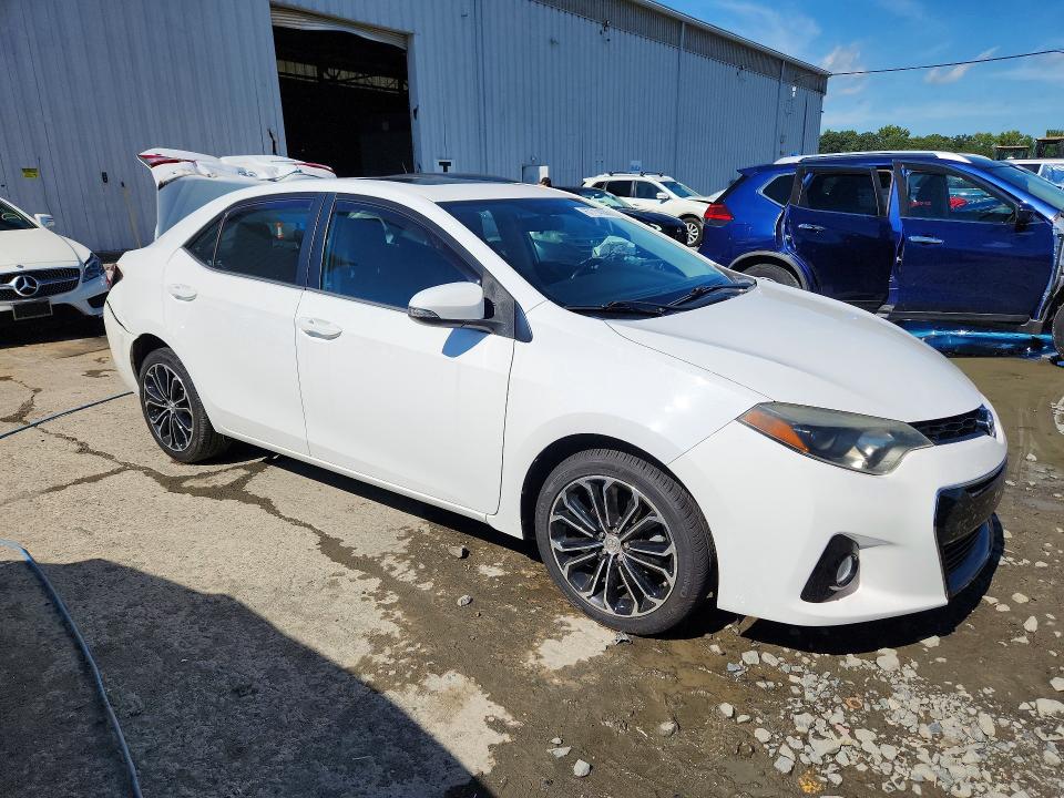 Продаж на аукціоні авто 2015 Toyota Corolla, vin: 2T1BURHE2FC452385, номер лоту: 67714506