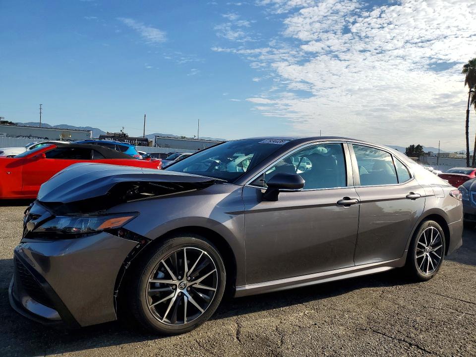 Auction sale of the 2023 Toyota Camry, vin: 4T1G11AK4PU740327, lot number: 67934436