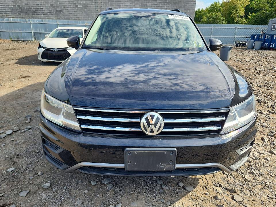 2020 Volkswagen Tiguan მანქანა იყიდება აუქციონზე, vin: 3VV0B7AX0LM032738, აუქციონის ნომერი: 68863926