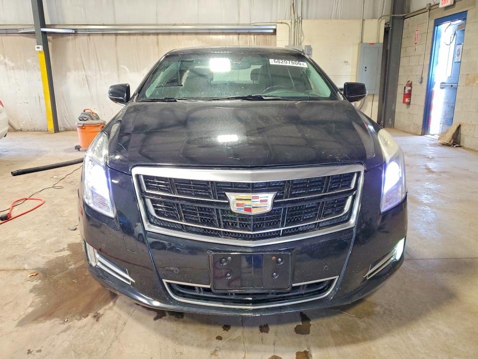 68207806 :رقم المزاد ، 2G61M5S33H9183265 vin ، 2017 Cadillac Xts مزاد بيع