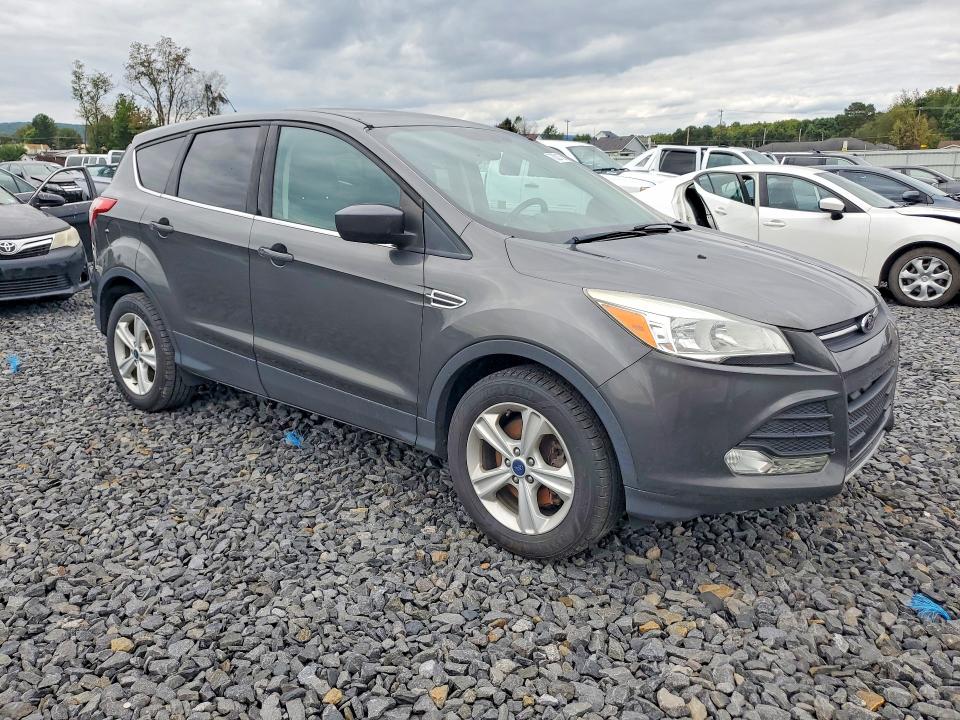 2015 Ford Escape მანქანა იყიდება აუქციონზე, vin: 1FMCU9GX1FUB15776, აუქციონის ნომერი: 70021136