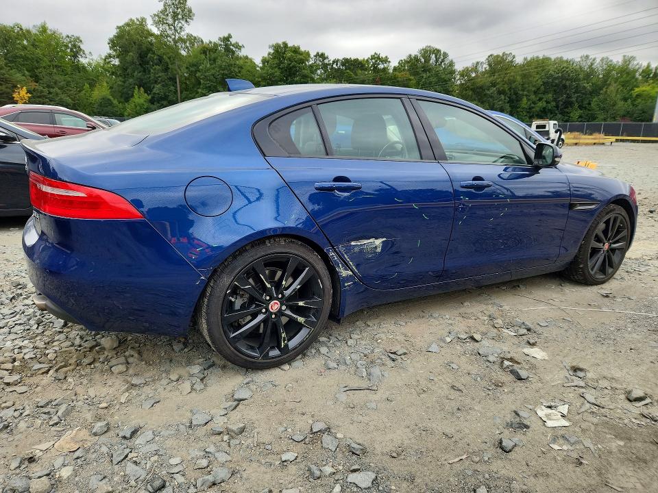 Продажа на аукционе авто 2017 Jaguar Xe, vin: SAJAK4BV9HA952033, номер лота: 69687736