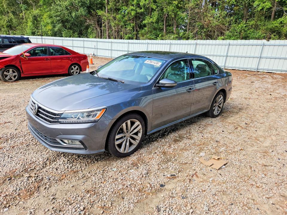 2018 Volkswagen Passat მანქანა იყიდება აუქციონზე, vin: 1VWBA7A37JC045327, აუქციონის ნომერი: 67961436