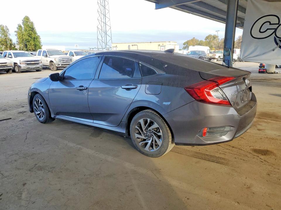 Продажа на аукционе авто 2017 Honda Civic, vin: 19XFC2F7XHE063272, номер лота: 67454976