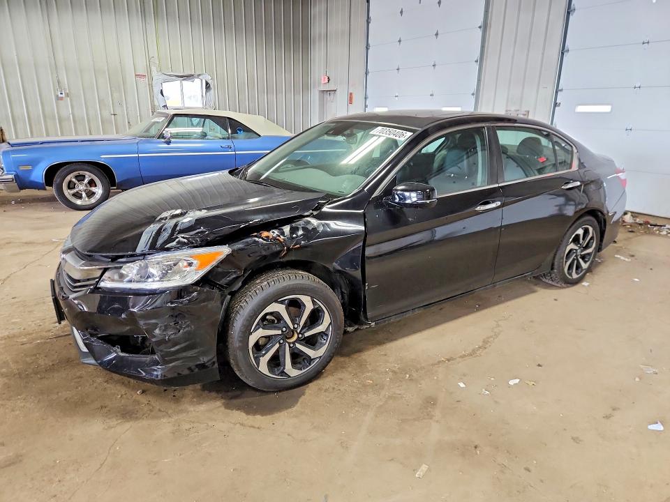 70350406 :رقم المزاد ، 1HGCR2F98HA135108 vin ، 2017 Honda Accord مزاد بيع