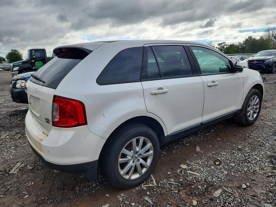 70551006 :رقم المزاد ، 2FMDK4JCXEBB71755 vin ، 2014 Ford Edge مزاد بيع