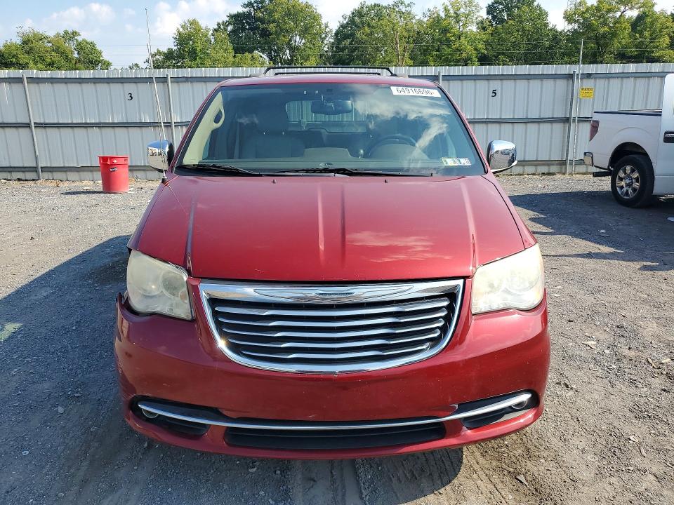 64916696 :رقم المزاد ، 2C4RC1CG0DR565955 vin ، 2013 Chrysler Town & Country مزاد بيع