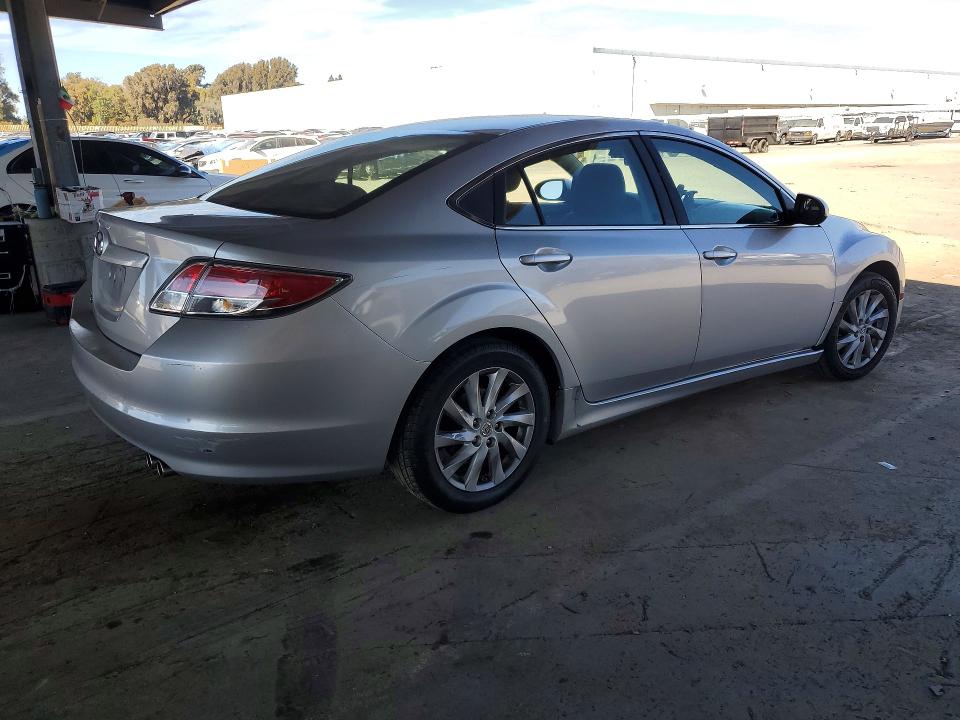 2012 Mazda 6 მანქანა იყიდება აუქციონზე, vin: 1YVHZ8DH0C5M32242, აუქციონის ნომერი: 70489976
