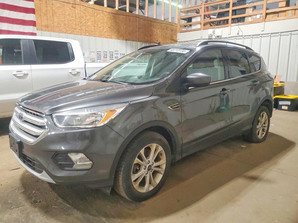 2018 Ford Escape მანქანა იყიდება აუქციონზე, vin: 1FMCU9GD2JUB45125        , აუქციონის ნომერი: 68713136