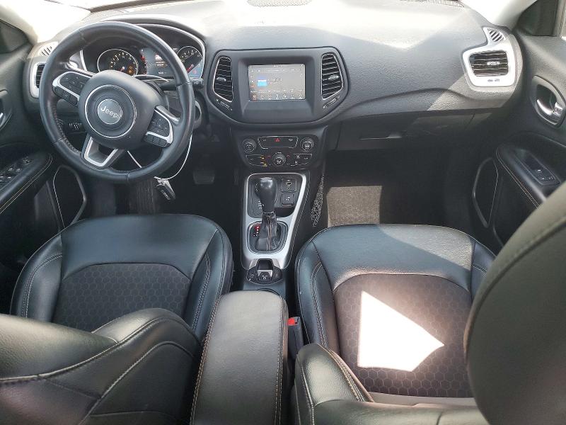 69675856 :رقم المزاد ، 3C4NJDBB3KT812844 vin ، 2019 Jeep Compass مزاد بيع