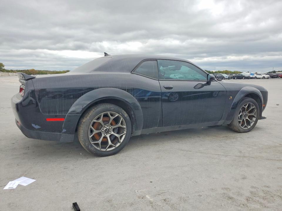 69500536 :رقم المزاد ، 2C3CDZFJ4NH229813 vin ، 2022 Dodge Challenger مزاد بيع