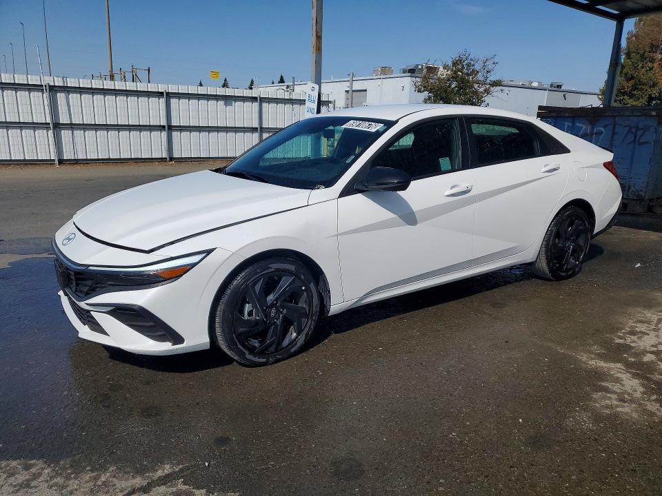 Продажа на аукционе авто 2026 Hyundai Elantra, vin: KMHLM4DG8TU132092, номер лота: 69810676