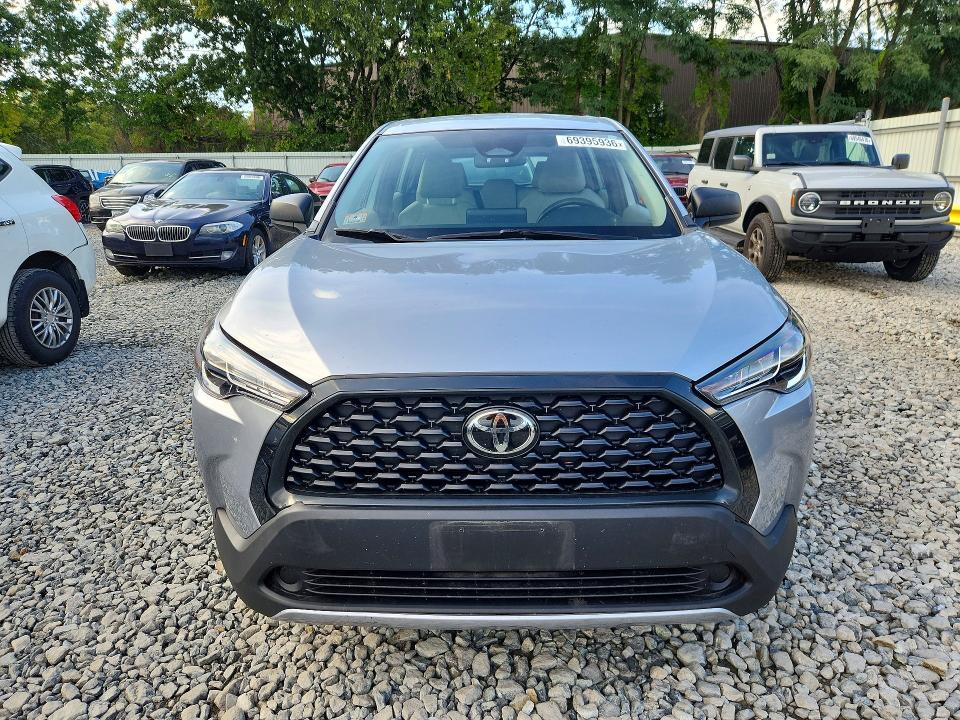 2024 Toyota Corolla Cross მანქანა იყიდება აუქციონზე, vin: 7MUAAAAG4RV092202, აუქციონის ნომერი: 69395936