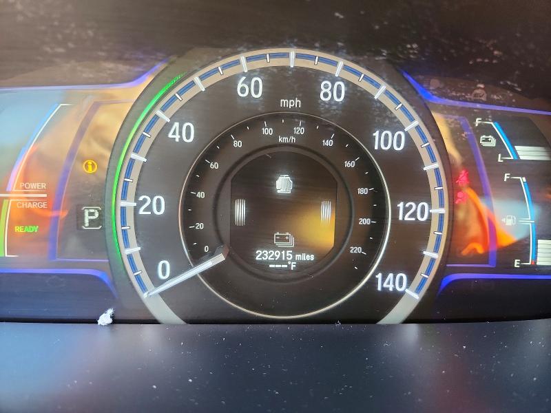 70228666 :رقم المزاد ، 1HGCR6F50FA002683 vin ، 2015 Honda Accord مزاد بيع