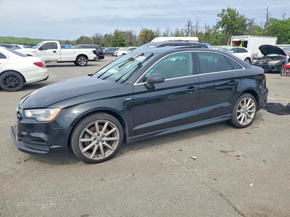 67142246 :رقم المزاد ، WAUJ8GFF2G1038395 vin ، 2016 Audi A3 مزاد بيع