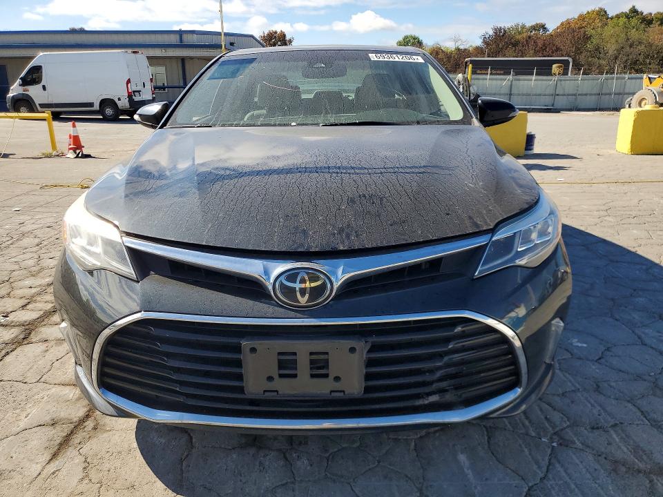 69361206 :رقم المزاد ، 4T1BK1EB3HU244941 vin ، 2017 Toyota Avalon مزاد بيع