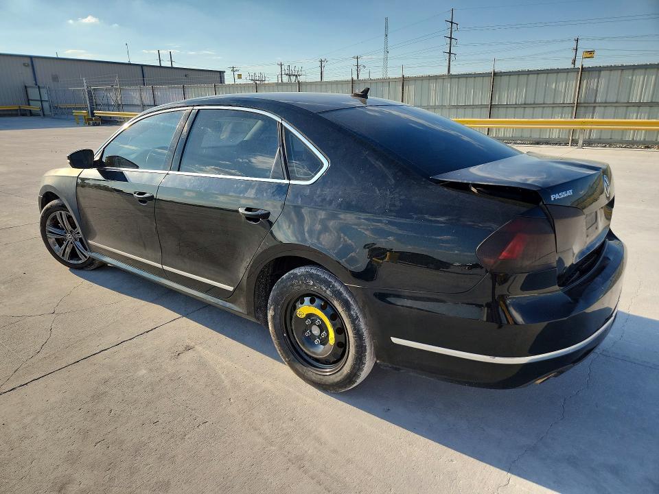 2015 Volkswagen Passat მანქანა იყიდება აუქციონზე, vin: 1VWCV7A34FC121084, აუქციონის ნომერი: 67634396