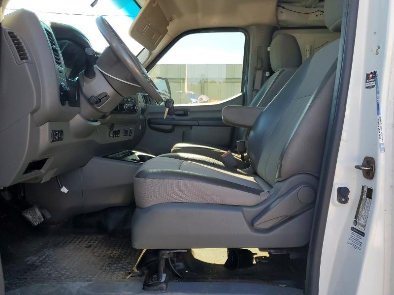 68109876 :رقم المزاد ، 1N6BF0KM4JN802494 vin ، 2018 Niss Nv1500 مزاد بيع