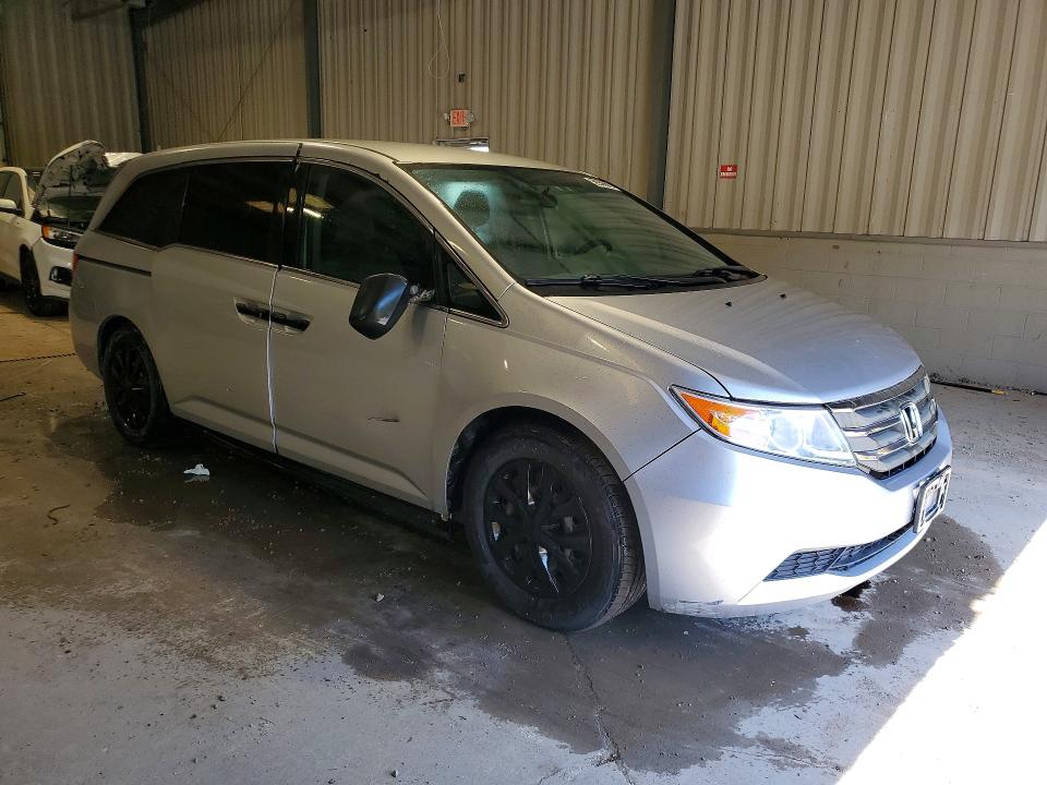 68956696 :رقم المزاد ، 5FNRL5H24DB042941         vin ، 2013 Honda Odyssey مزاد بيع