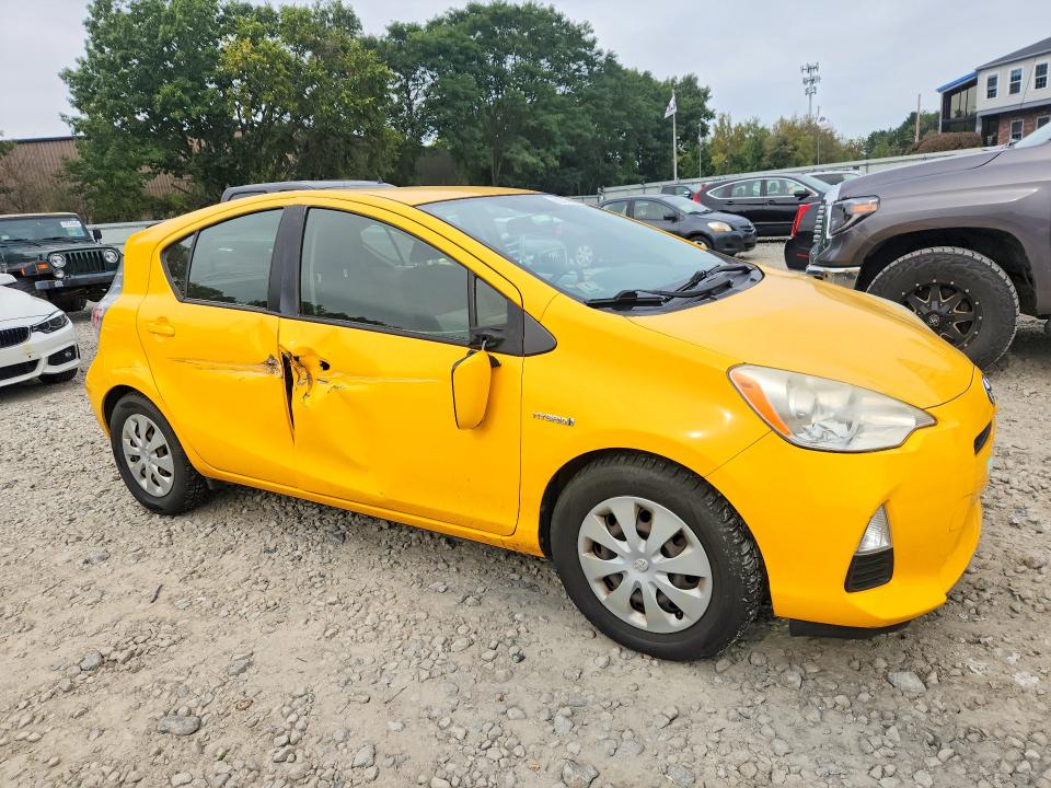 2014 Toyota Prius C მანქანა იყიდება აუქციონზე, vin: JTDKDTB3XE1060326, აუქციონის ნომერი: 70719886